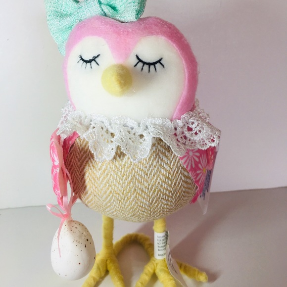 Easter Bashful Chick Pink Outfit Lace Collar Decor - Picture 2 of 8